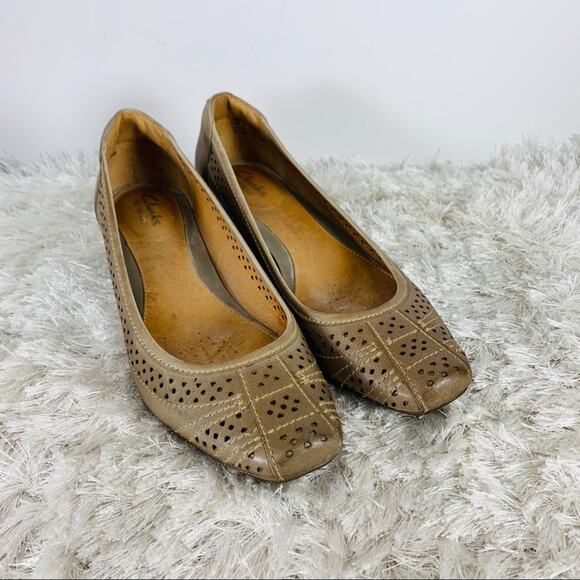 Clarks Artisan Ryla Castle Leather Wedge Sz 8 - Picture 1 of 8